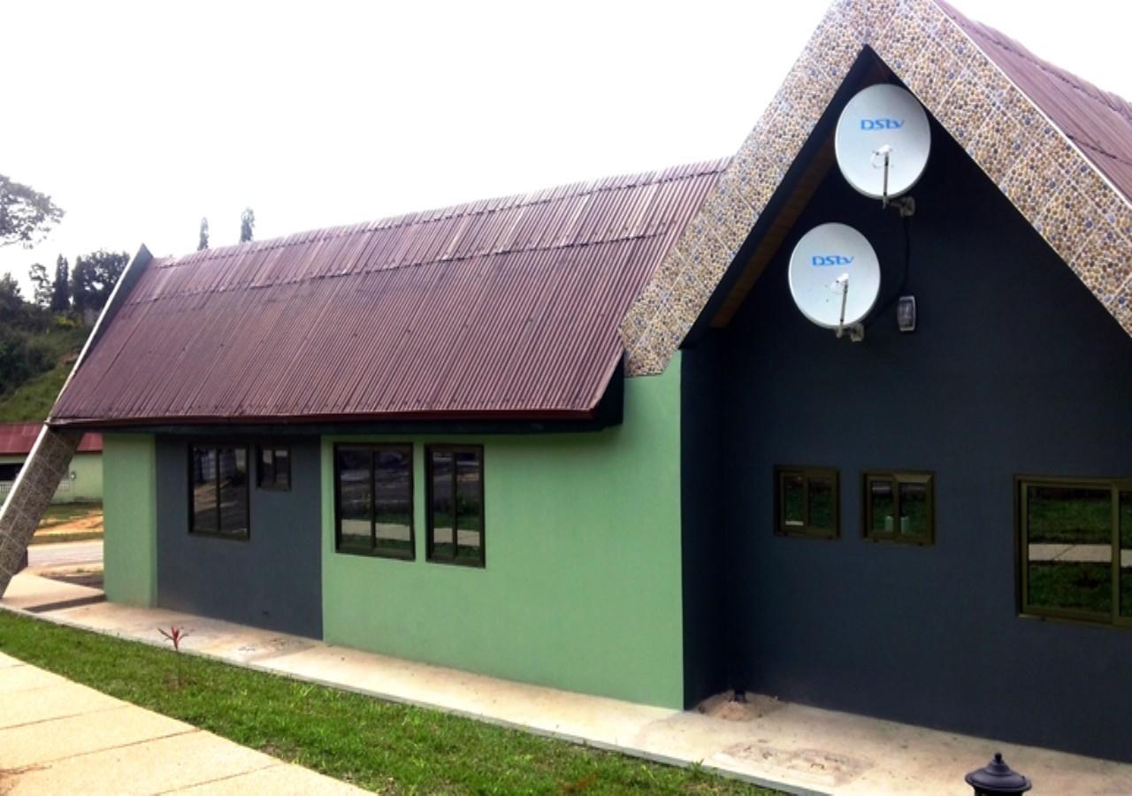 Mama Lee'S Lodge Yamoransa Екстериор снимка